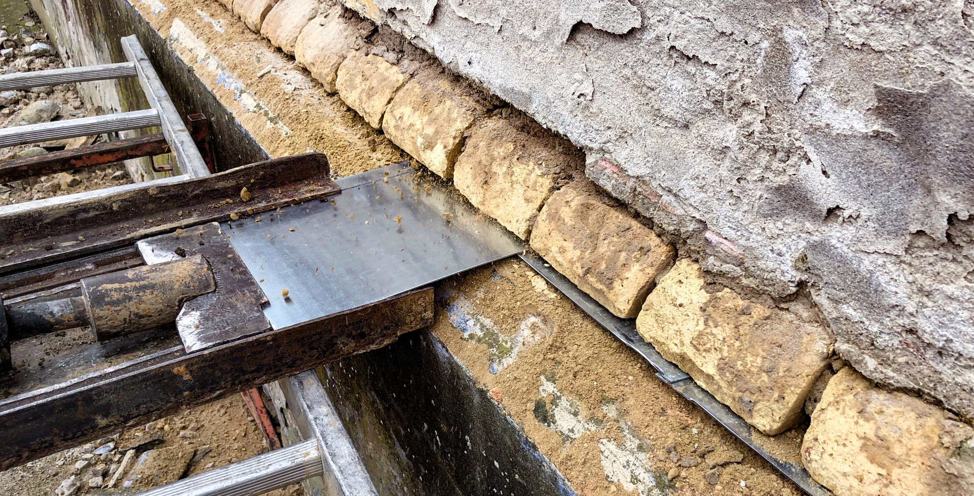 Tak-Bau Építőipari Kft.